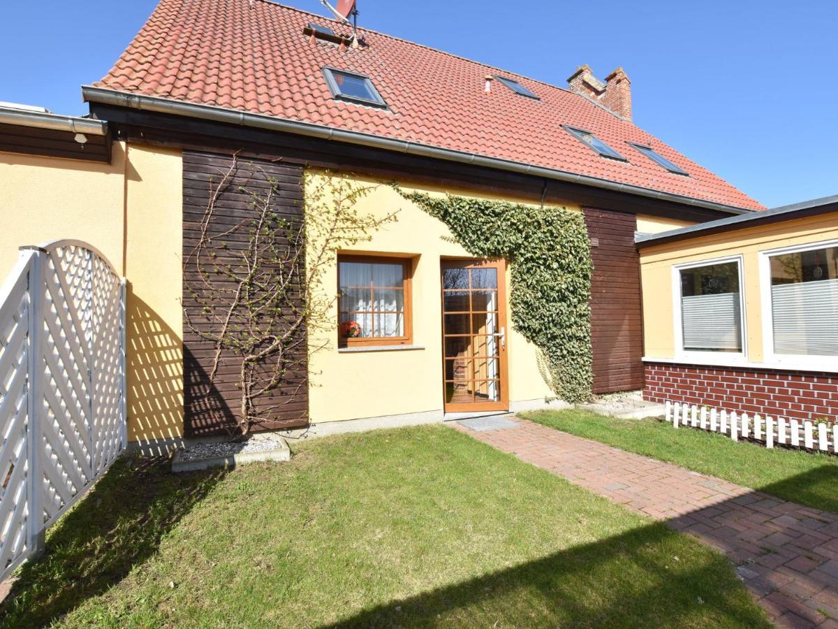 Apartment By The Sea In Рерик Екстериор снимка